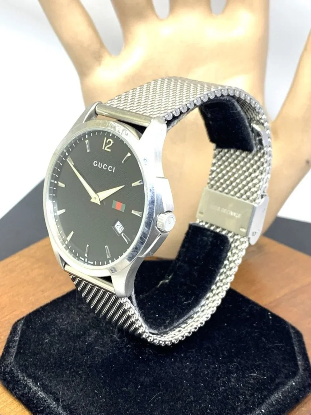 Gucci Men's Watch YA126308 G-Timeless Swiss Quartz Black Dial Stainless Steel